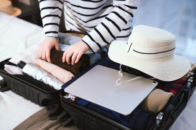 Best Capsule Wardrobe for a 3-Day Weekend Trip: Fall Edition